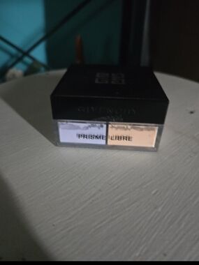 Givenchy Prisme Libre Color Correcting Powder Orginal Formula Full Size